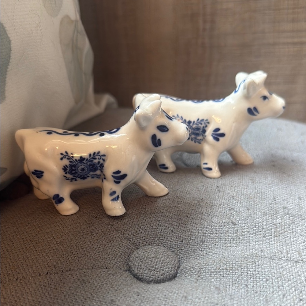 Vintage Royal Delft Blue and White Ceramic Cow salt and pepper shakers